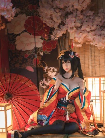 欧美小孩子亲嘴_720免费播放