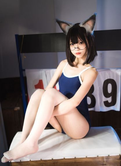 欧美妆唇线笔色号_720日韩电影在线